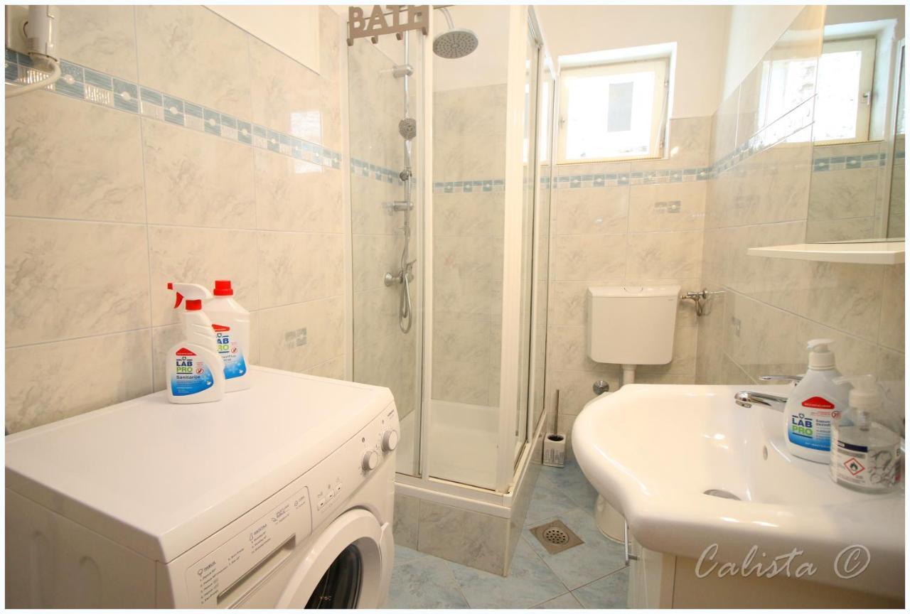 Apartman Smoljic 4+2 พรีมอชเตน ภายนอก รูปภาพ