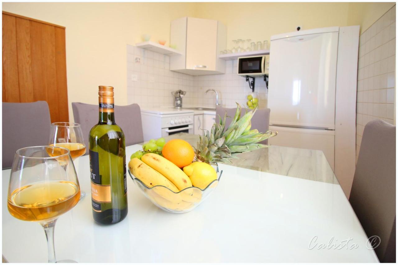 Apartman Smoljic 4+2 พรีมอชเตน ภายนอก รูปภาพ