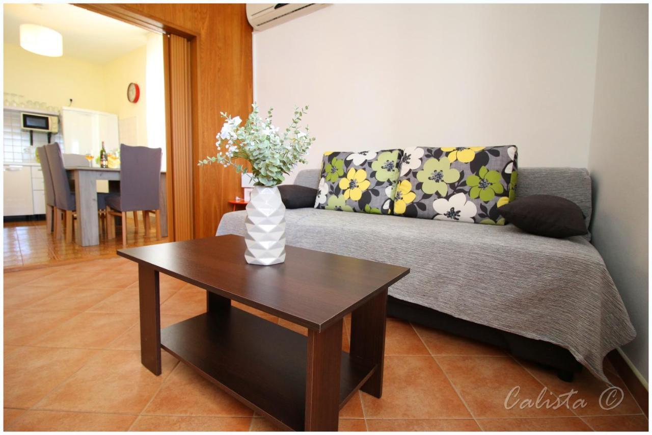 Apartman Smoljic 4+2 พรีมอชเตน ภายนอก รูปภาพ